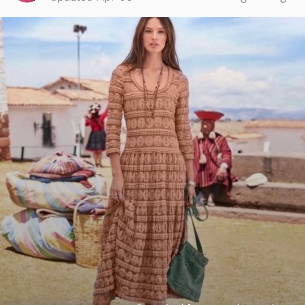 Sundance lace maxi dress fully lined - Picture 15 of 16